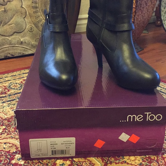 Last chance! Me Too Knee-High Heeled Leather Boots - Picture 2 of 5